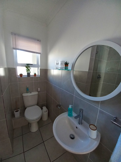 Coastal Retreat in Muizenberg