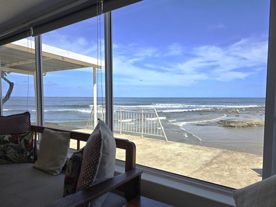 Cobbles House on the Beach