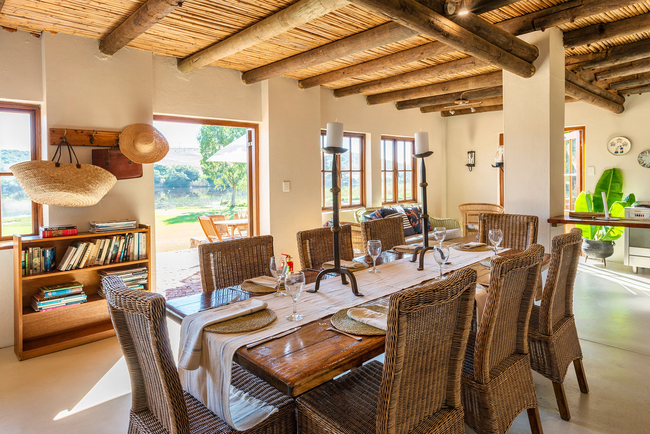 Cob Cottage at Tides River