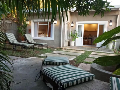 CocoMo Boutique Coastal Garden Studio