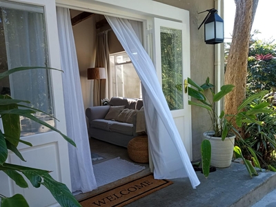CocoMo Boutique Coastal Garden Studio