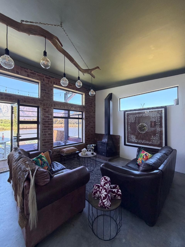 Comice Cottage