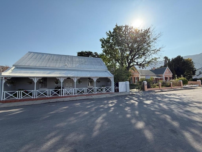 Connie's Cottages Montagu