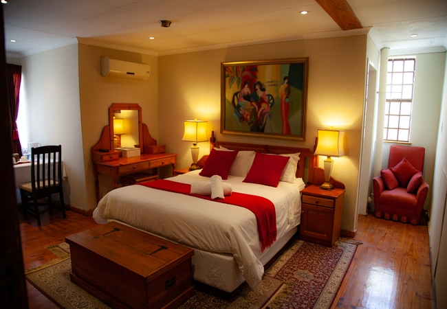 Pinotage Standard En-Suite