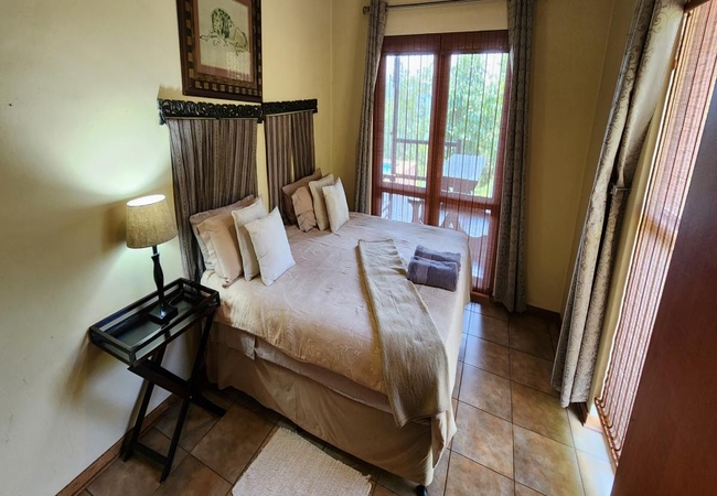 Coral Tree @ DaGama Lake