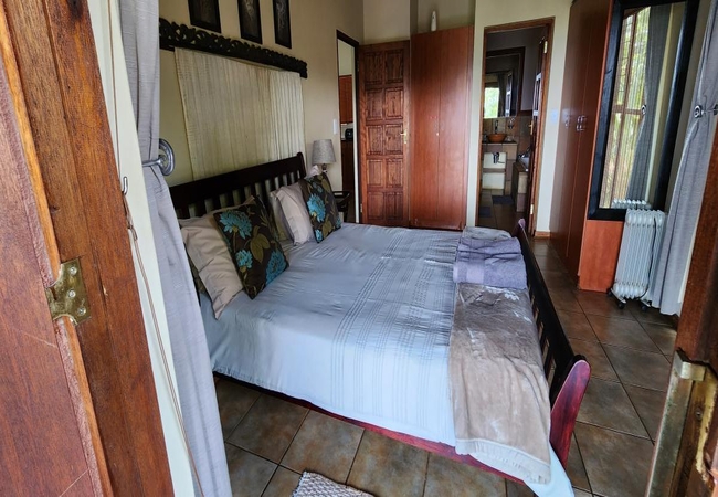 Coral Tree @ DaGama Lake