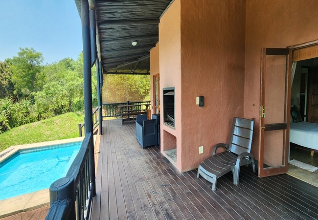 Coral Tree @ DaGama Lake