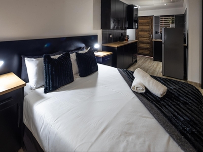 Deluxe Room Self-Catering