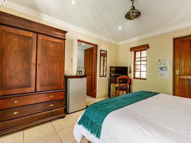 Queen Room
