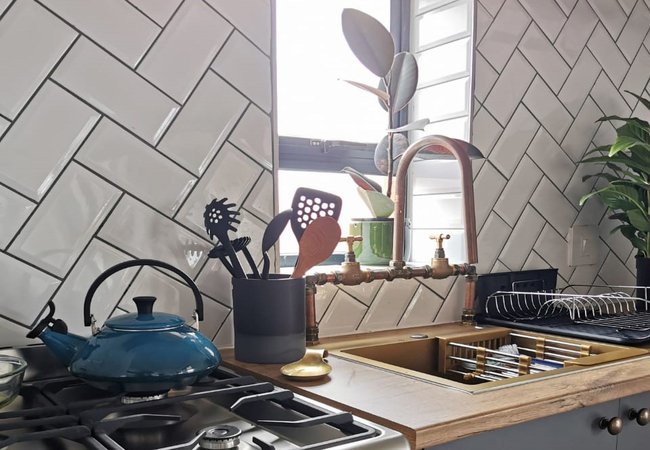 Riverstone\'s CouplesPod