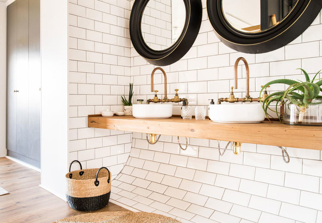 Riverstone\'s CouplesPod