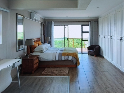 Queen Suite with Sea View