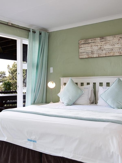 Dolphin Family Suite
