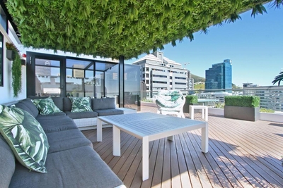 Crayfish Penthouse @ The Onyx