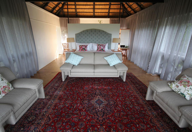 King Honeymoon Suite