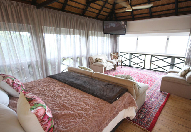 King Honeymoon Suite