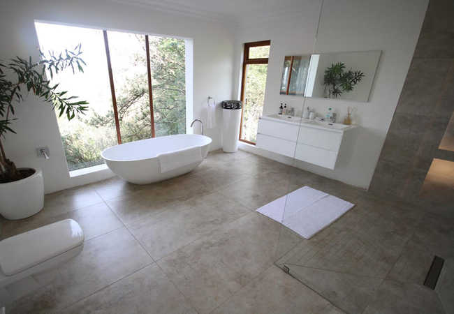 King Honeymoon Suite