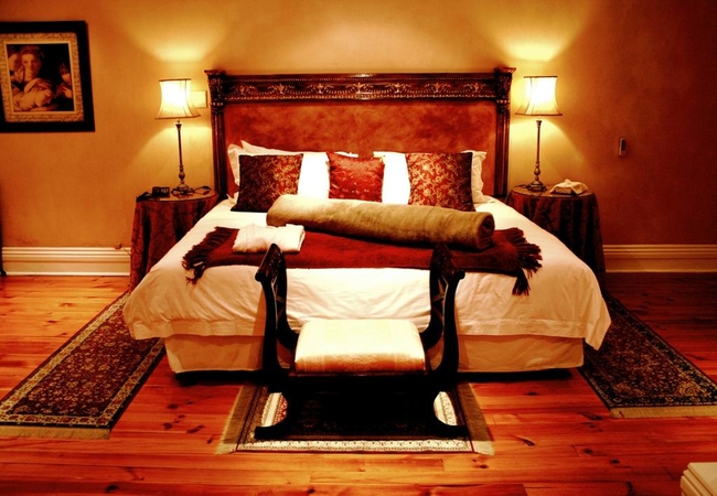 Cricklewood Manor Boutique Hotel