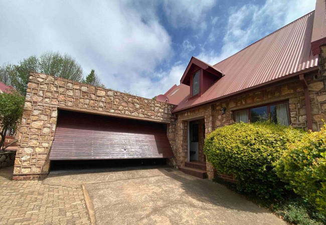 Critchley Stone Villa