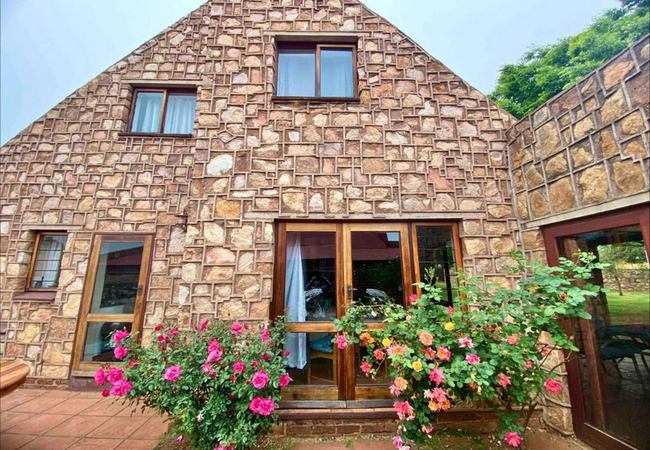 Critchley Stone Villa