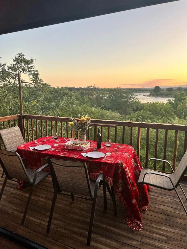 Croc\'s Nest Bush Lodge