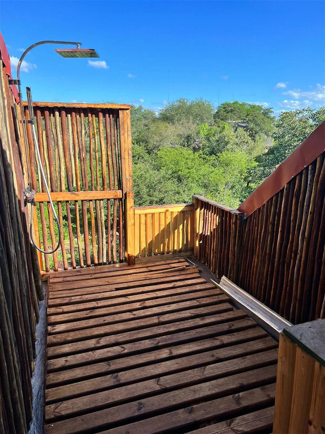 Croc\'s Nest Bush Lodge