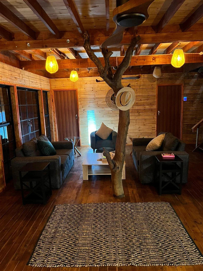 Croc\'s Nest Bush Lodge