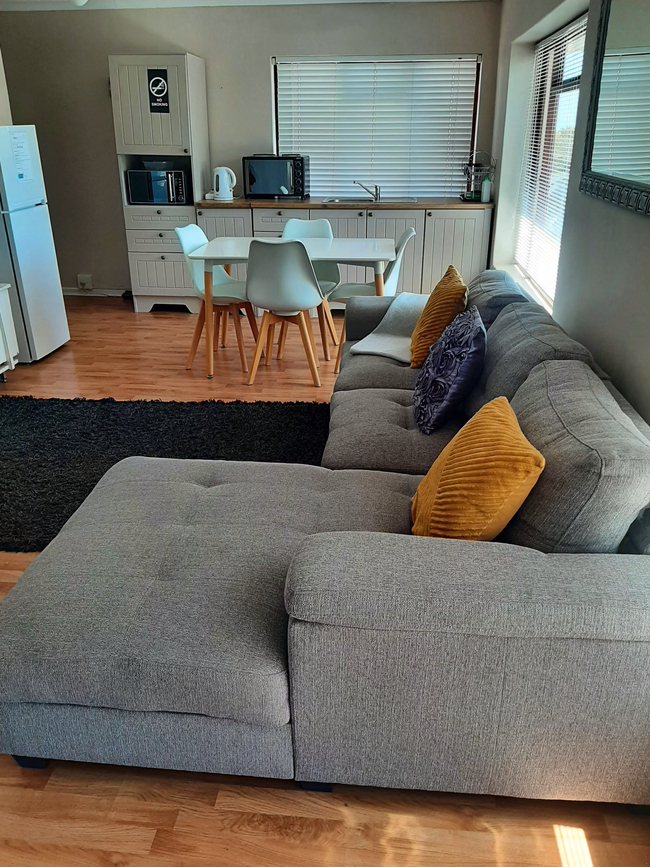 Unit 6: Family Room