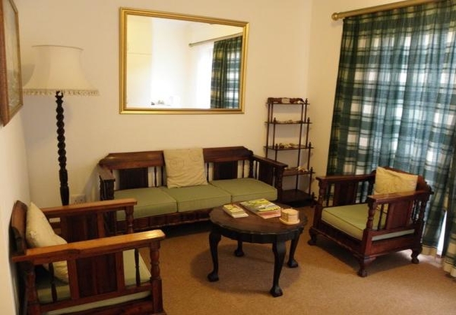 Garden room with lounge