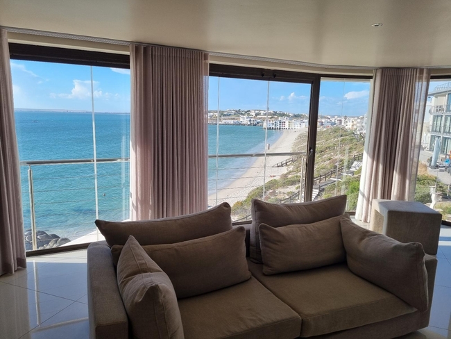 Beachview Annex Apartment