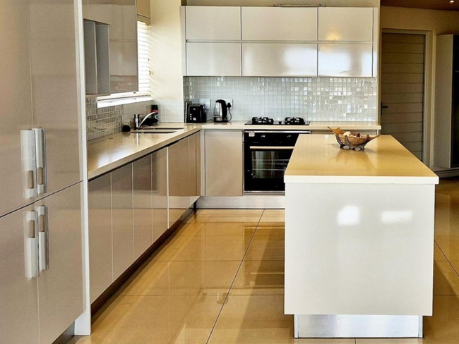 Beachview Annex Apartment