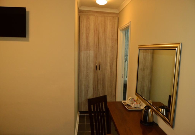 Double Room 