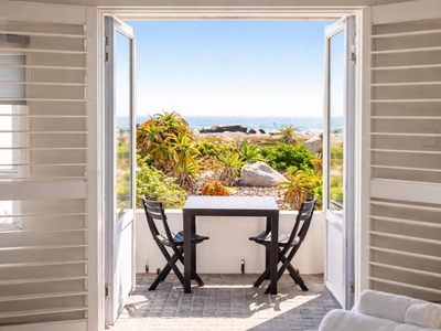 Seaview Deluxe Family Room