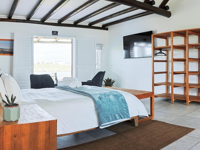 Luxury Deluxe Queen Room