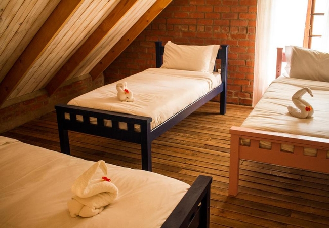 Cottage 4 - Three-Bedroom Cottage