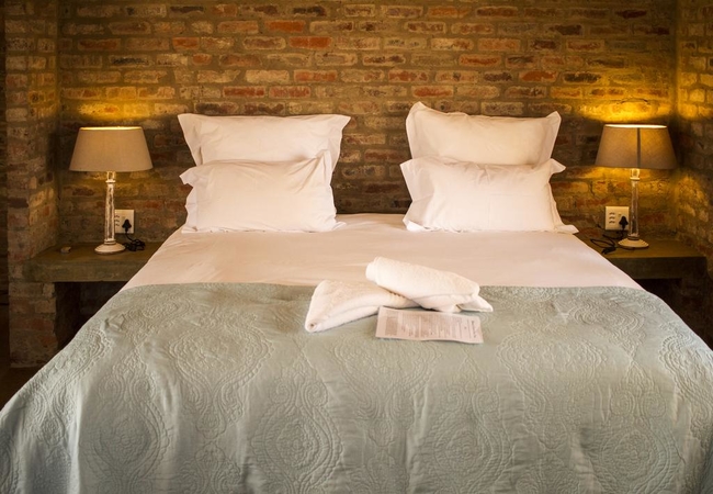 The Barn - One-Bedroom Cottage