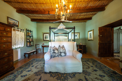 Deluxe Holiday Farmhouse