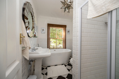 Deluxe Holiday Farmhouse