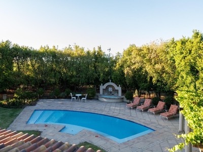 Shared swimming pool