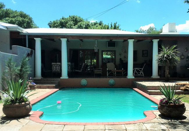 DeKat Self Catering