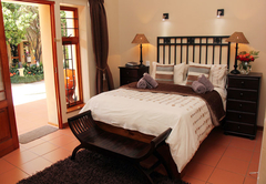 Del Roza Guest House