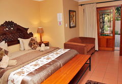 Del Roza Guest House