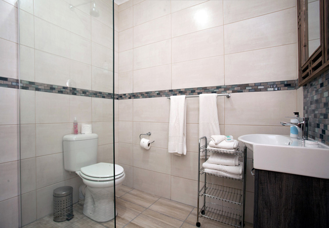 Self Catering Deluxe Family Suite 