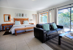 Self Catering Deluxe Family Suite 