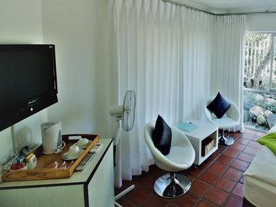 Junior Suite with Garden View