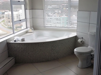 Superior Honeymoon Suite