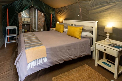 Tents (Frangipani)