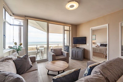Dolphin Beach H208