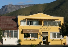 Dolphin Inn Guest House