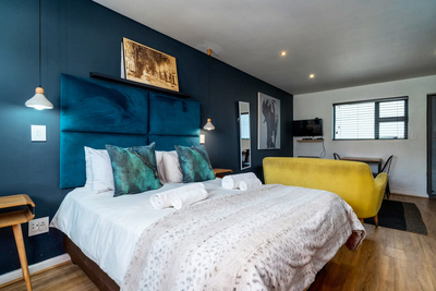 Self Catering Studio